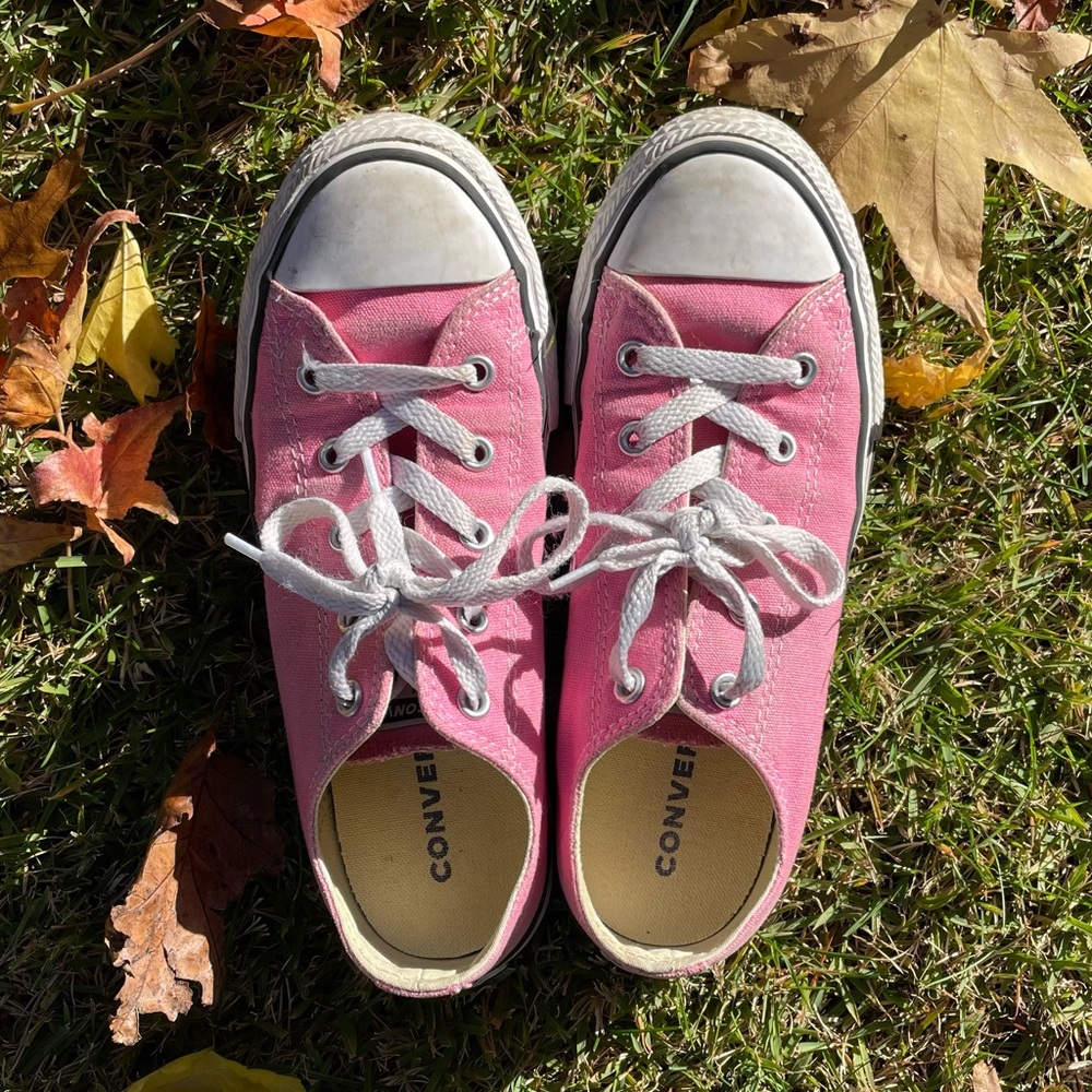 Converse Girls Youth Sz 3 Pink Chuck Taylor All Star Sneakers